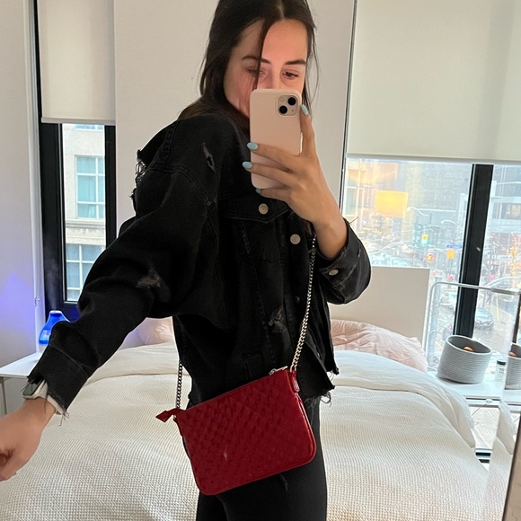Red Purse - Picture 1 of 5